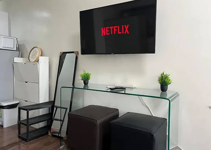 Business Room, Simple Workation شقة *